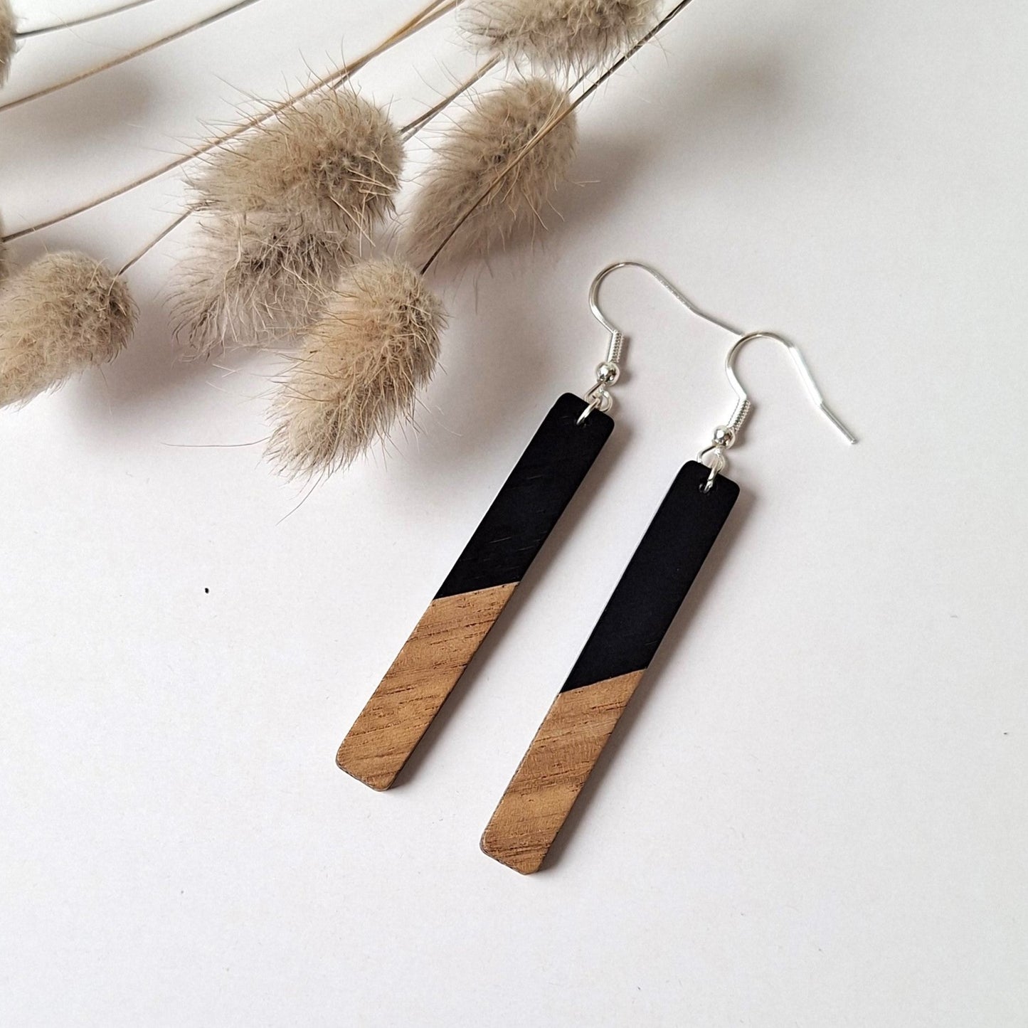 Long Wood & Resin Drops - Black